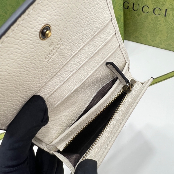 グッチ財布コピー角部分ディテール